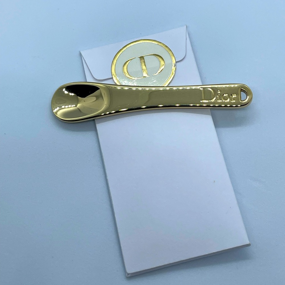 Christian Dior Spoon Pendant - Dior Prestige - Applicator - Brand New